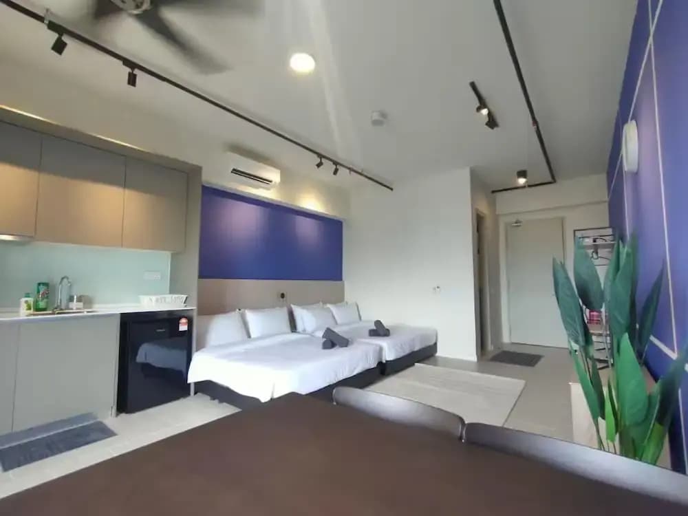 Tamarind Luxury Condo by Smarthome - photo 17