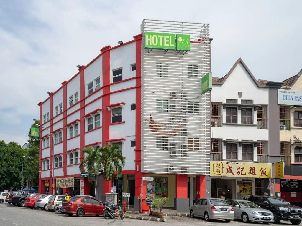 OYO 981 Ant Cave Hotel - photo 1