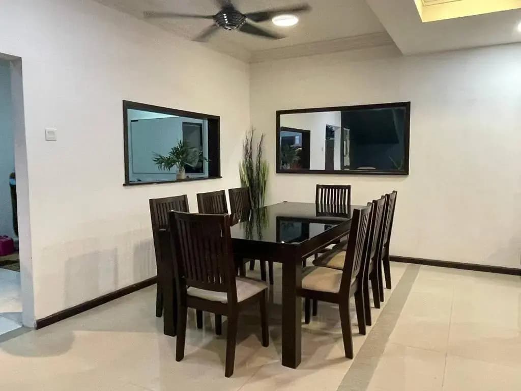 Homestay Laman Nuri, Kota Damansara - photo 17