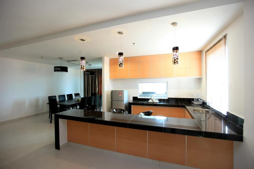 Merdeka Suites Hotel - photo 16