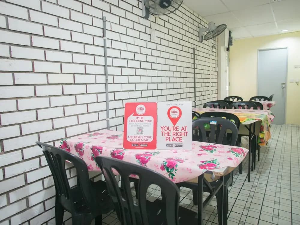 刚巴克黑风洞宝藏尼达酒店 - 黑风洞之星酒店(Nida Rooms Gombak Batu Caves Treasure at Batu Caves Star Hotel) - photo 9