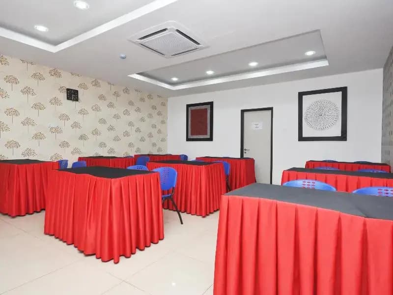 OYO 886 ADA Hotel & Apartment - photo 14