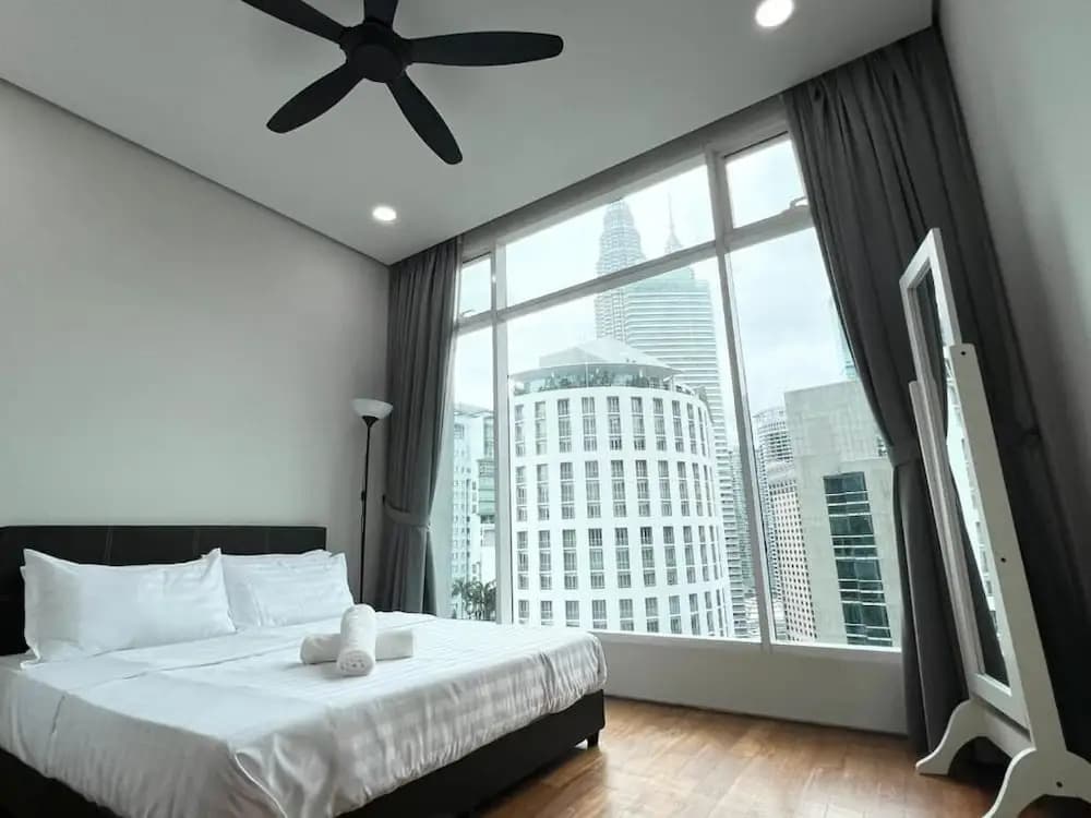 Soho Suites at KLCC - photo 35