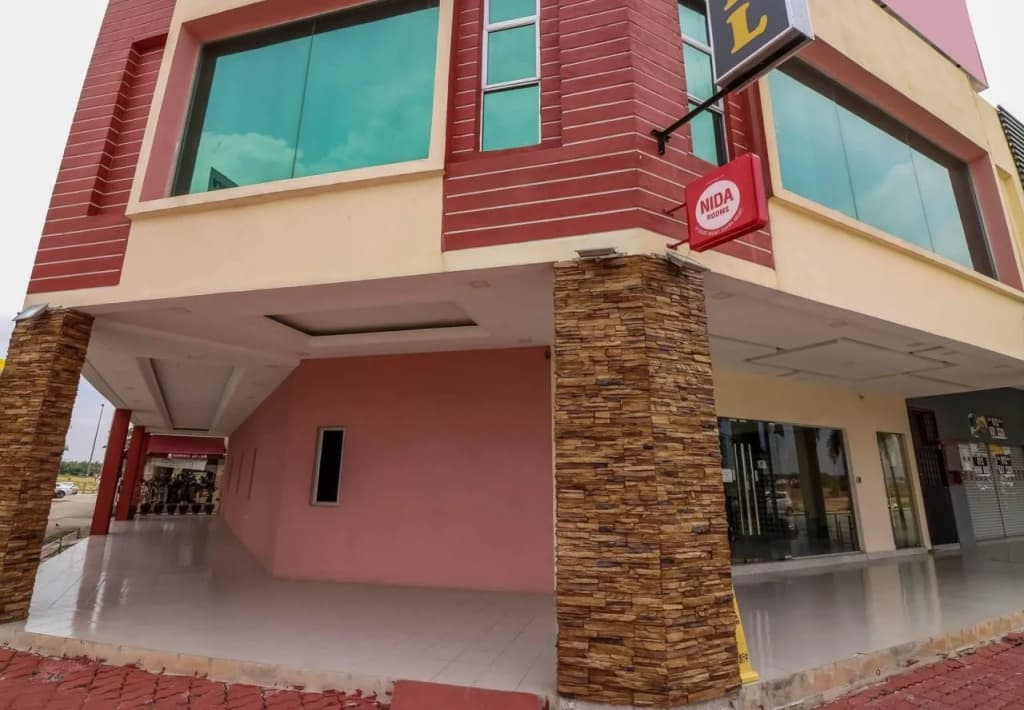 Royale City Hotel - photo 27