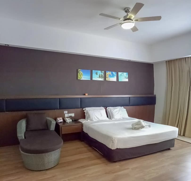 Hotel Langkasuka - photo 3