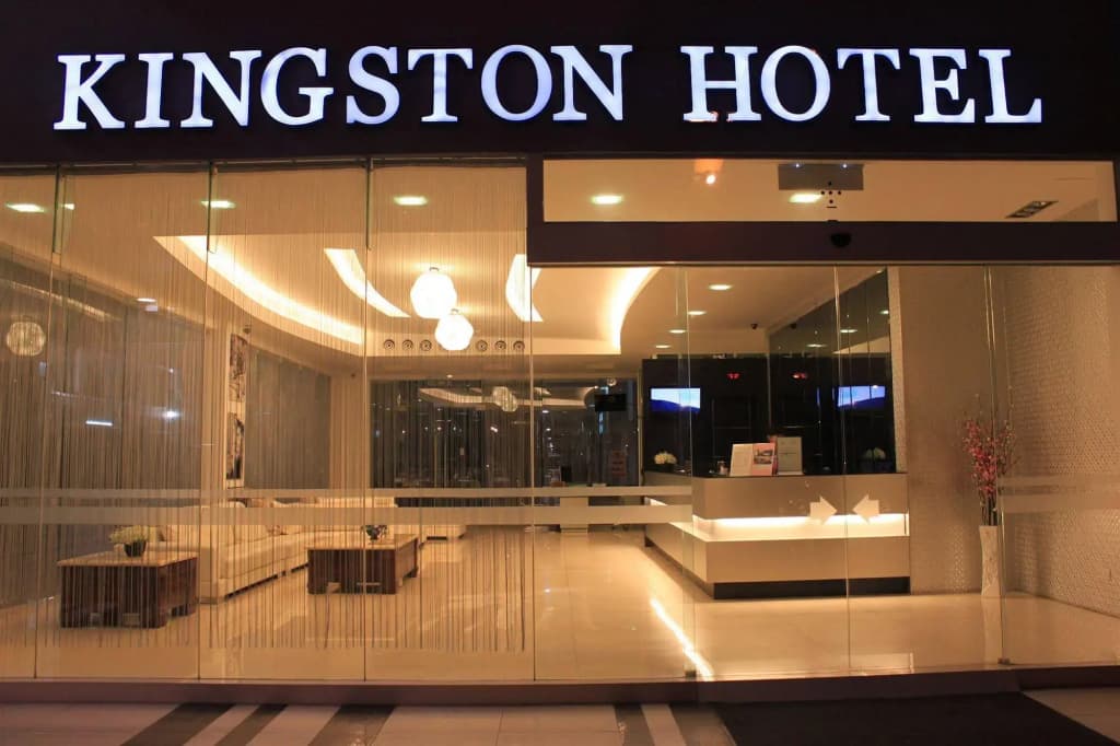 Hotel 17 - photo 24
