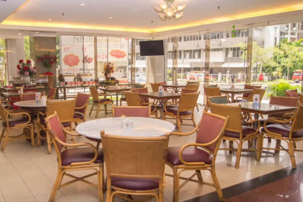 Hotel Grand Continental Kuantan - photo 14