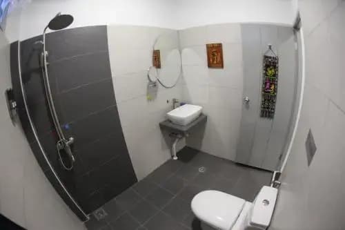 Come Inn Homestay 1379 - photo 15