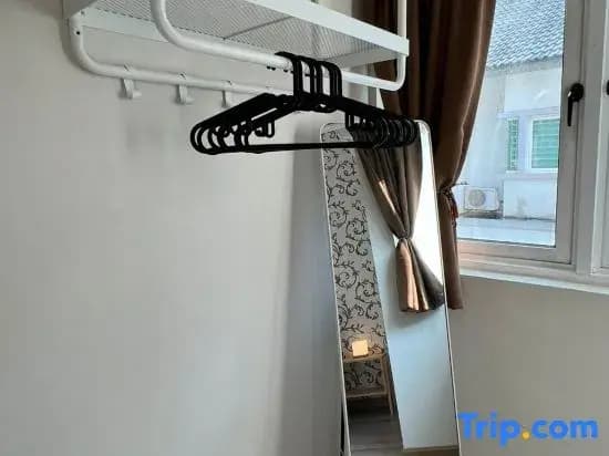 Karpal Singh Drive Seaside Georgetown 4BR-15pax by 3C - photo 3