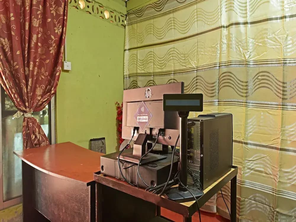 OYO 90664 Rabi Hotel - photo 2