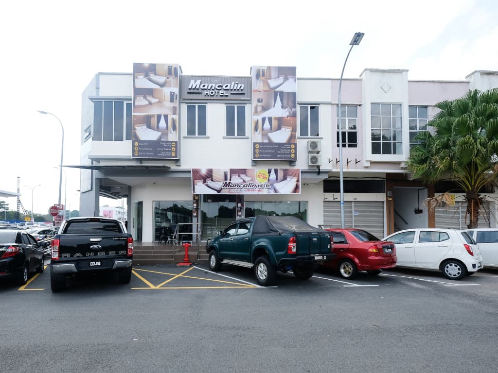 Super OYO 43935 Mancalin Hotel - photo 23