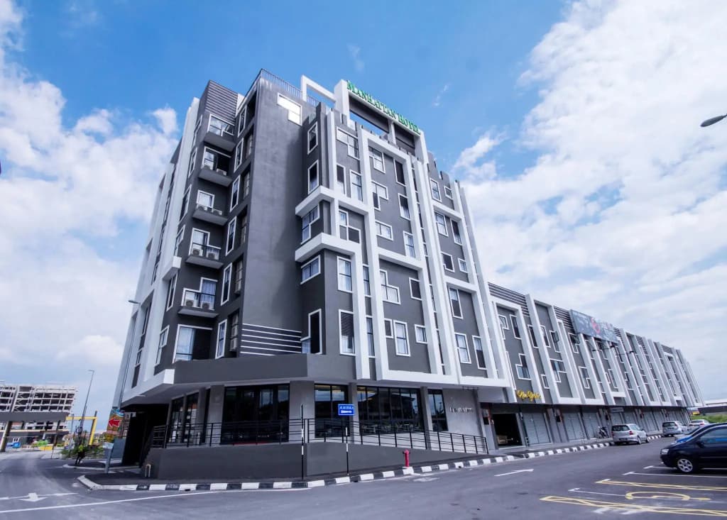 Manhattan Hotel Ipoh - photo 1