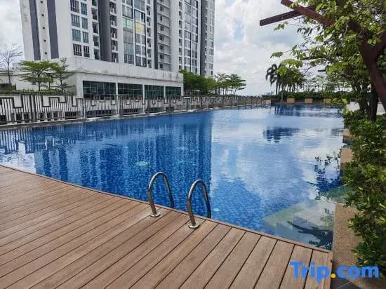 Bayvue 2BR Serviced Apartment - photo 2