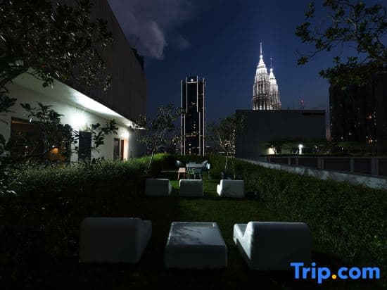 The Mews KLCC Kuala Lumpur by Moist【Located in the City Center+10 mins to Twin Towers+ pool】 - photo 9