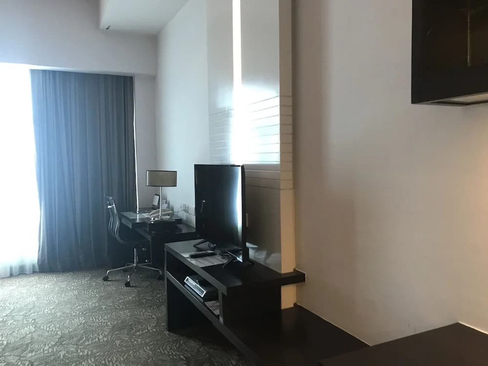 Imperial International Hotel - photo 1