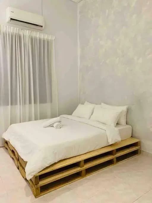 Tokmi retreat home with spacious garden - photo 15