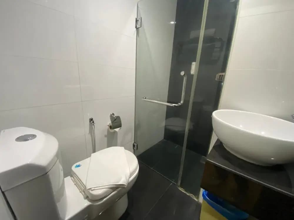 Capital O 90447 Hotel Ezzyhome Kebun Teh - photo 9