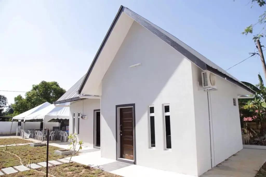 Belukar Lodges Private Homestay - photo 2