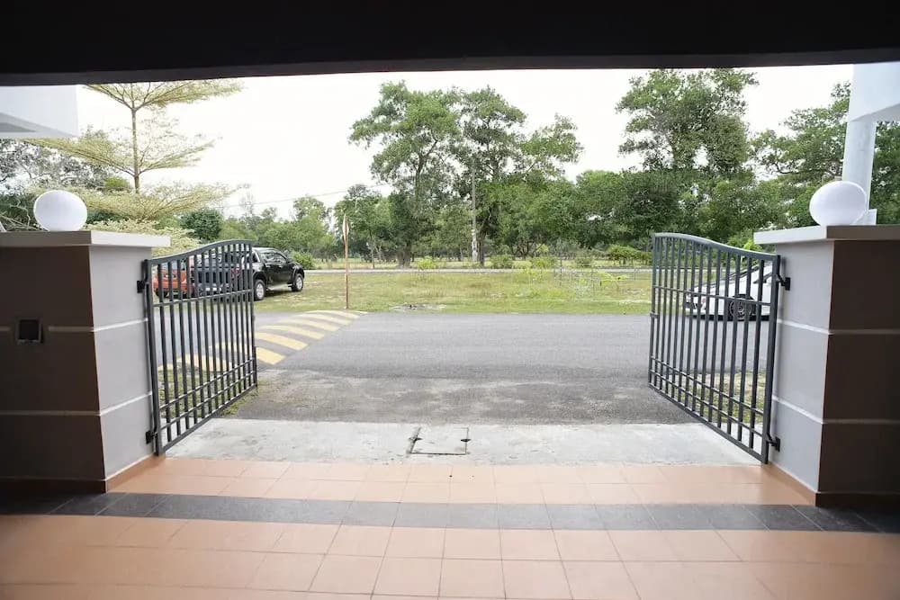 Desa Golf Homestay - photo 10