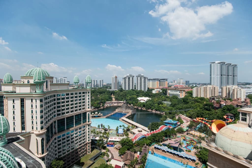 W Studio Resort Suites at Pyramid Tower - photo 19