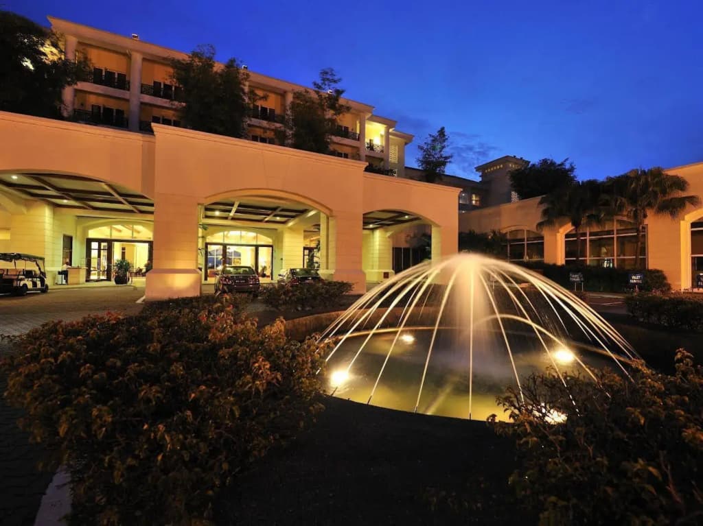 Bangi Resort Hotel - photo 1