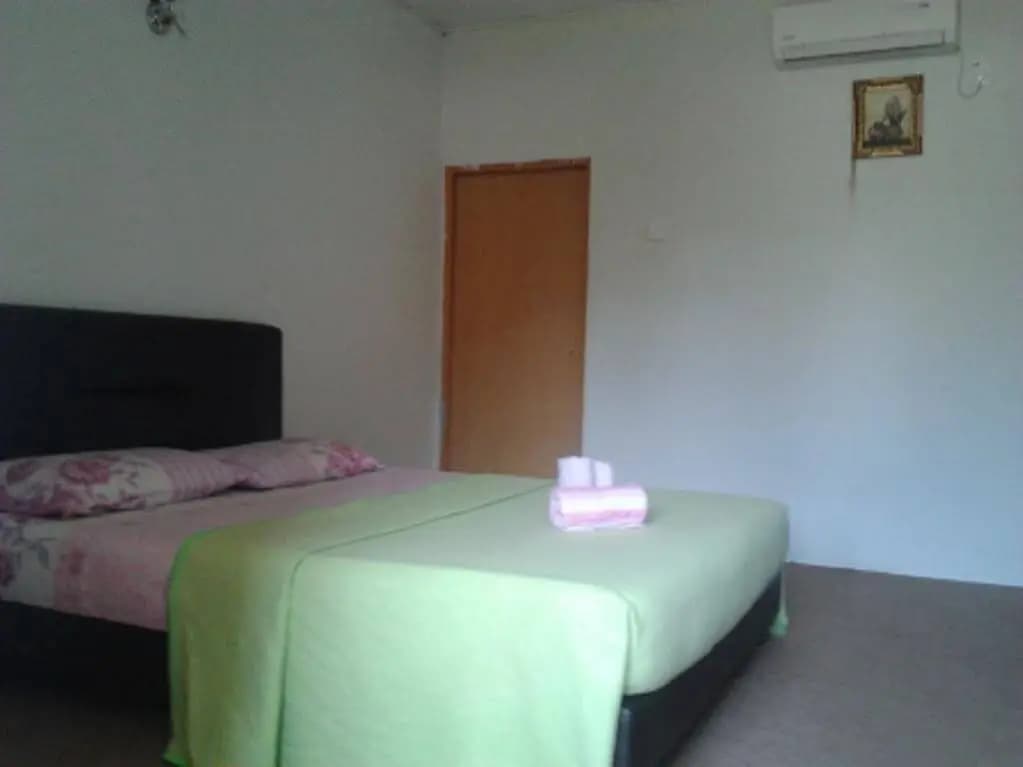 Kandiez Sunrise Estuary Chalet - photo 3