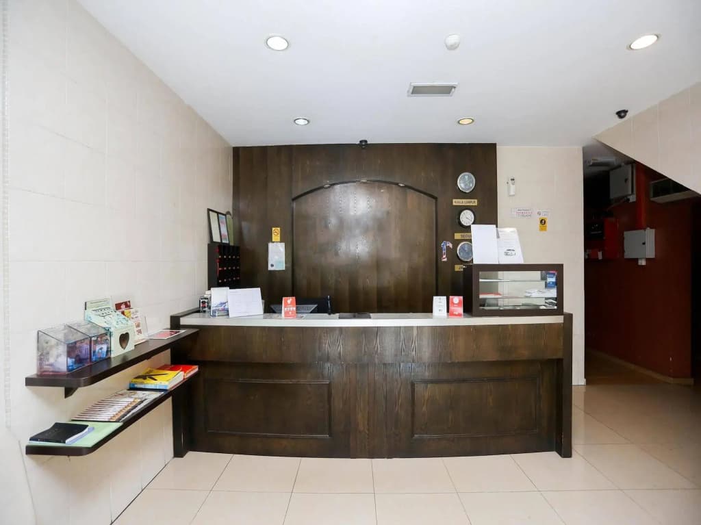 OYO Rooms Jalan Danga Sutera - photo 1
