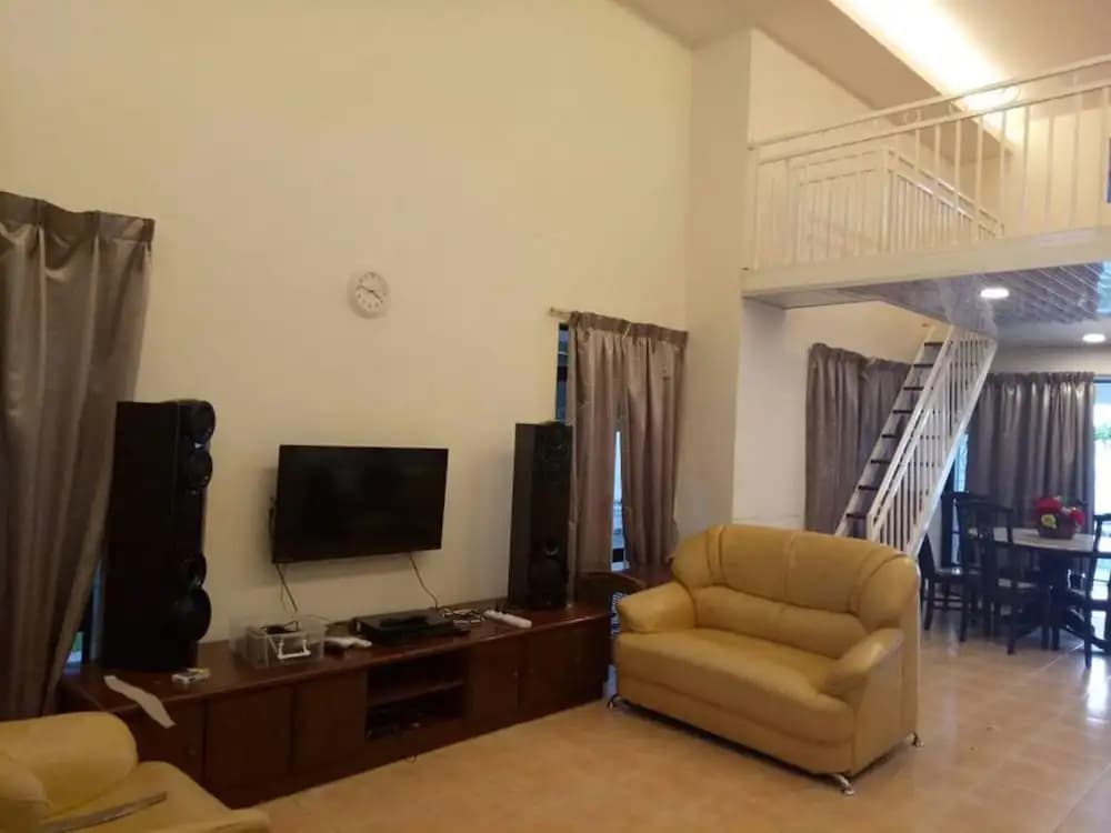 Ann Homestay Villa 893 - photo 5