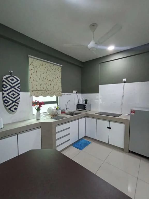 191 Cozy CasaKayangan 3BR by Grab A Stay - photo 22