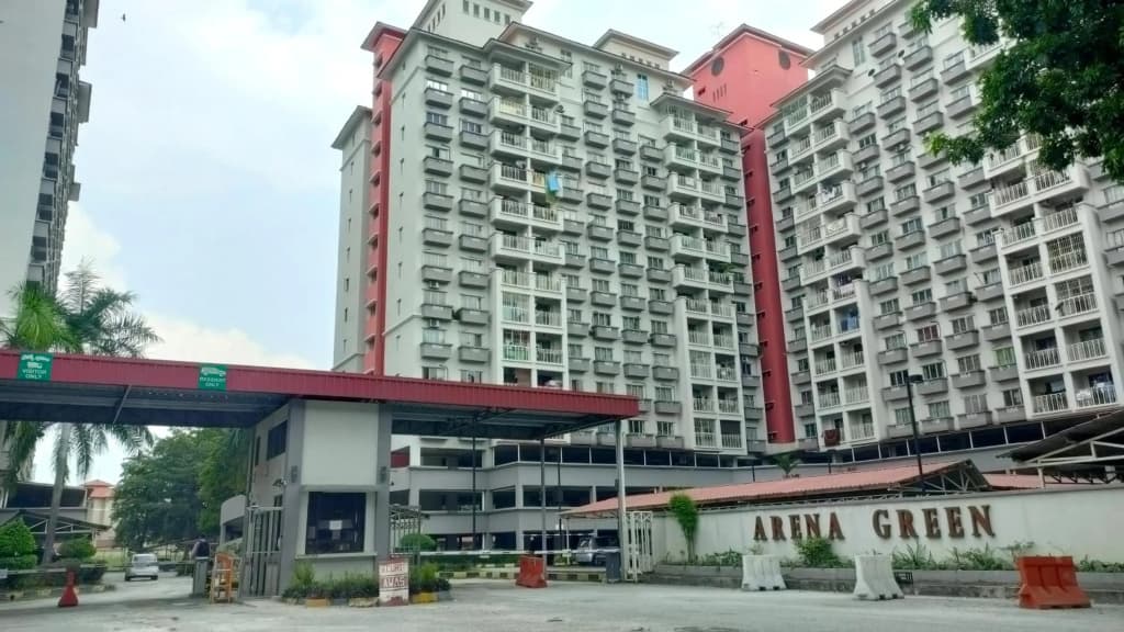 Apartment Next to Axiata Arena, Stadium Bukit Jalil - photo 7
