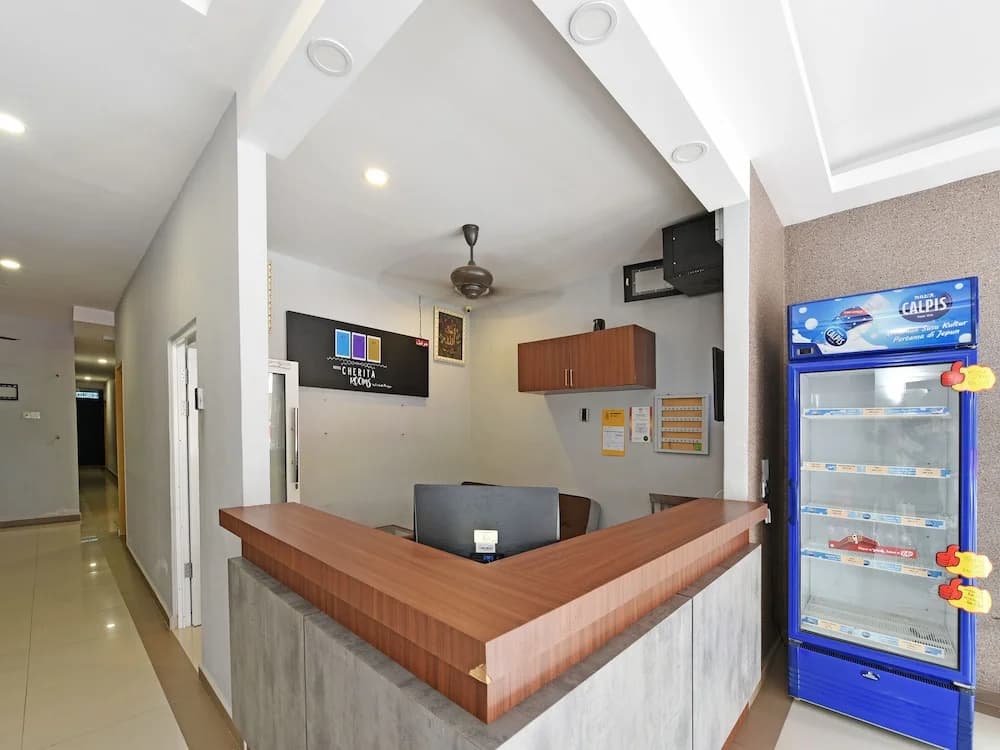 Super OYO Capital O 90556 Hotel Cherita Rooms - photo 12