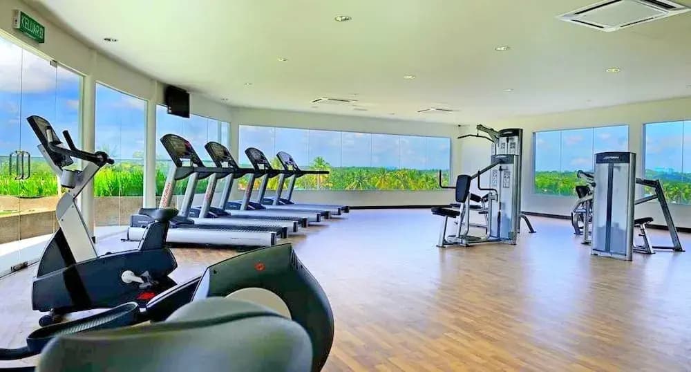 Platinum Suites AT Swiss Garden - photo 16