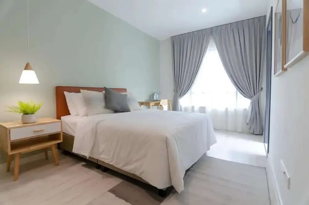 A Comfy & Bright 2BR Suasana Suite 6, Free Parking - photo 2