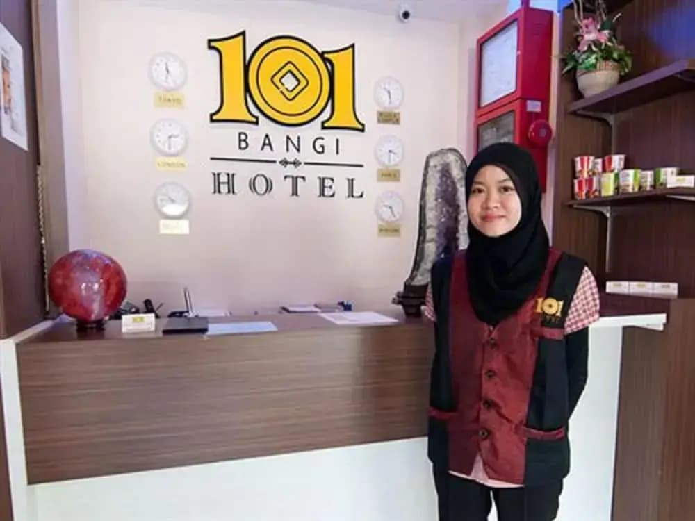 101 Hotel Bangi - photo 12