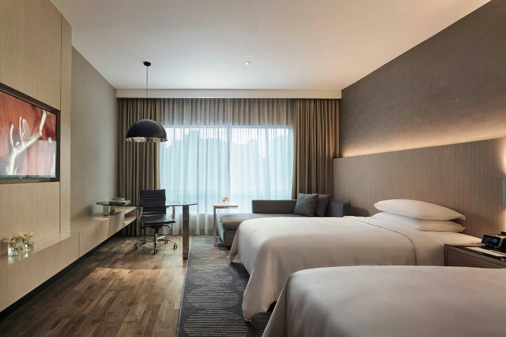 Renaissance Kuala Lumpur Hotel & Convention Centre - photo 3
