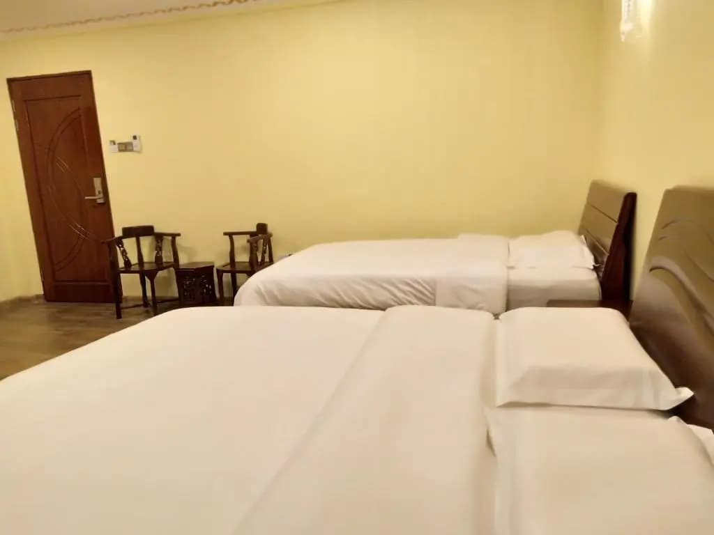 Uncle Ho Motel - photo 2