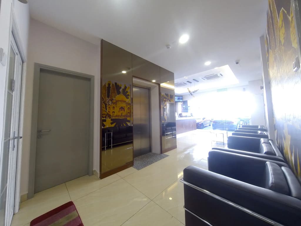 GM Grand Moments Hotel - photo 2