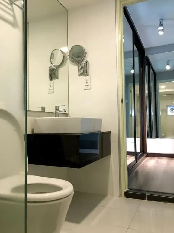Seafront Duplex Suite at Georgetown - photo 35