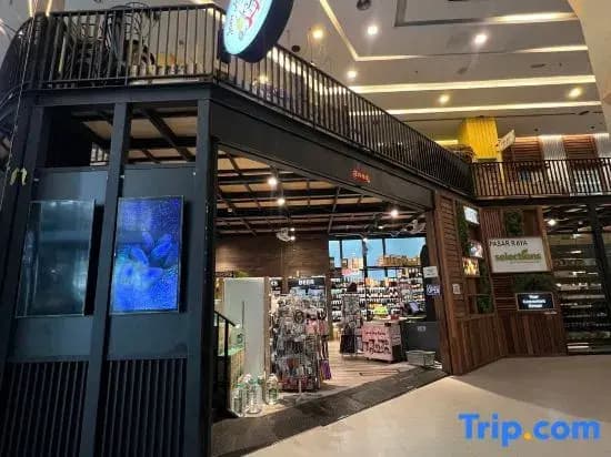 Mercu summer suites klcc luxury couple 1 bed room apartment with wifi netflix by Top R - photo 2