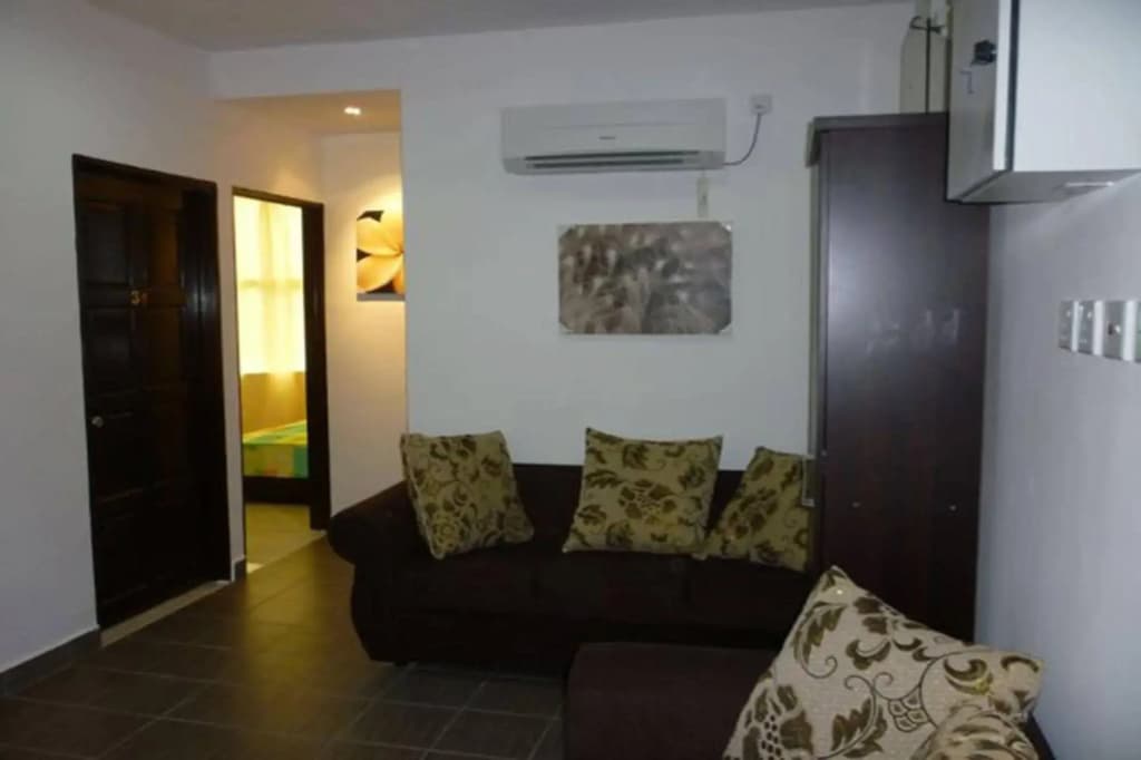 One Motel and Cafe - photo 3