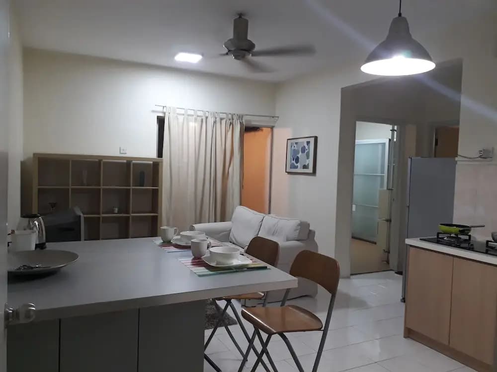 1 Room Apartment Vista Pinggiran- Equine - photo 2