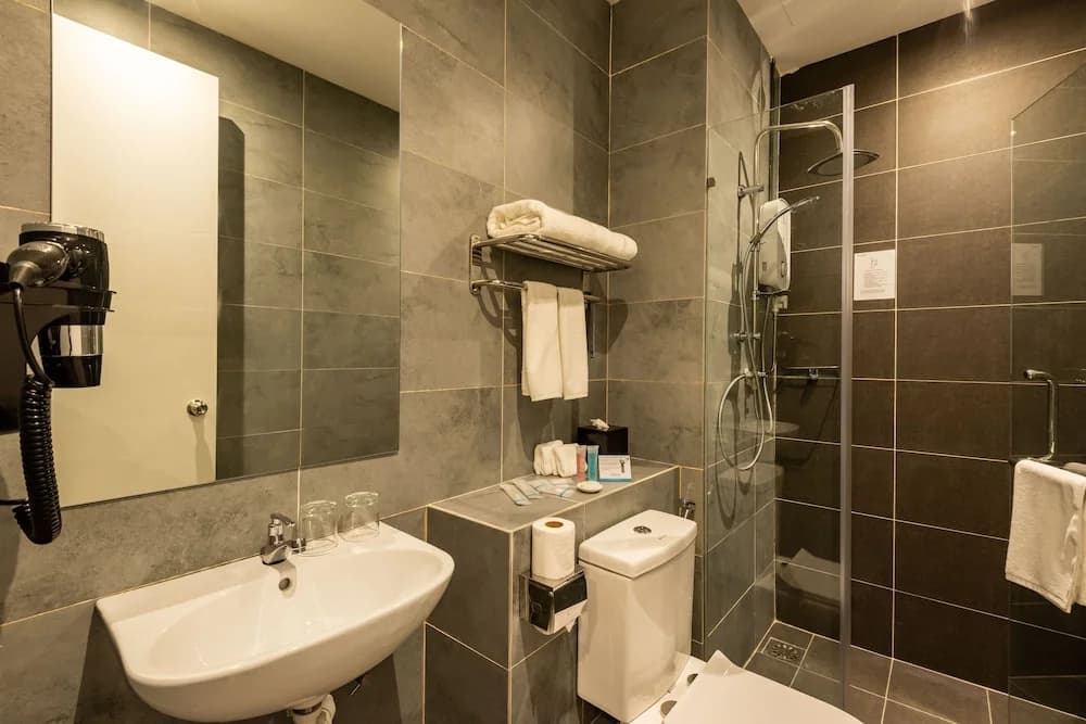 The Signature Serviced Suites Puchong - photo 9