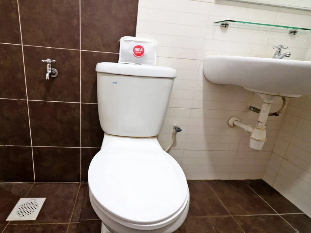 Glex Hotel Pandan City - photo 10