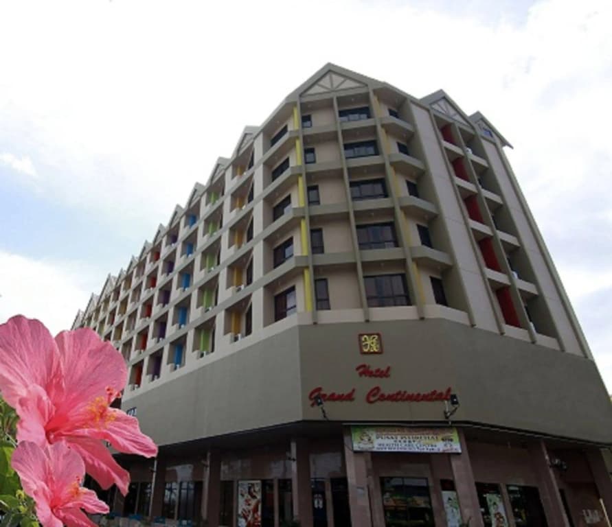 Hotel Grand Continental Langkawi - photo 1