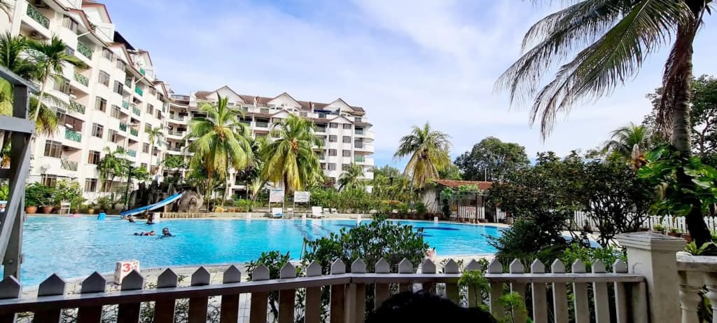 Beach Front Apartment Bayu Beach Resort - photo 6