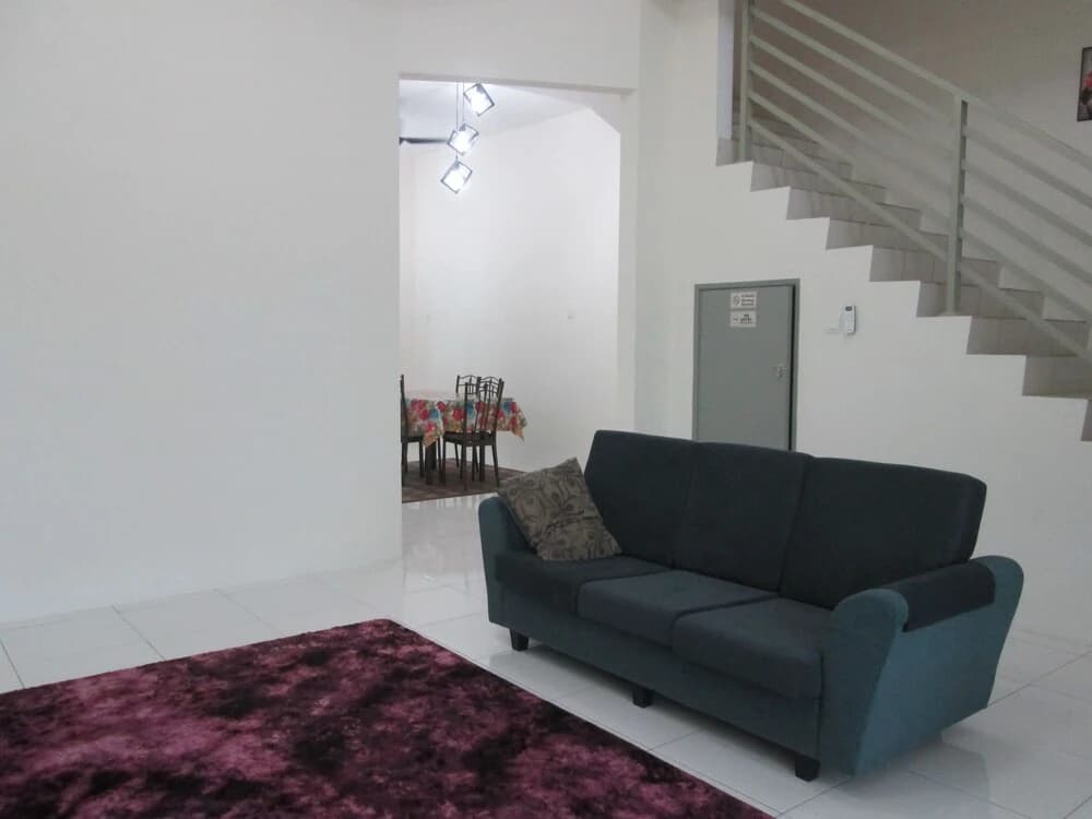 Dzel Homestay Station 18 Ipoh Tiara Lake - photo 10