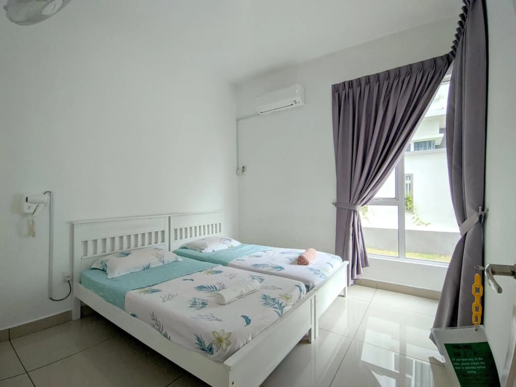 Homey Desaru Villa 22pax Max- BBQ & Netflix - Near WaterPark - photo 2