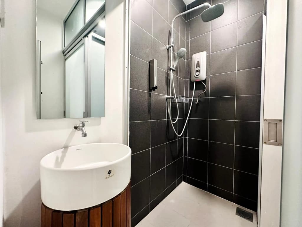 T Hotel Macallum - photo 37