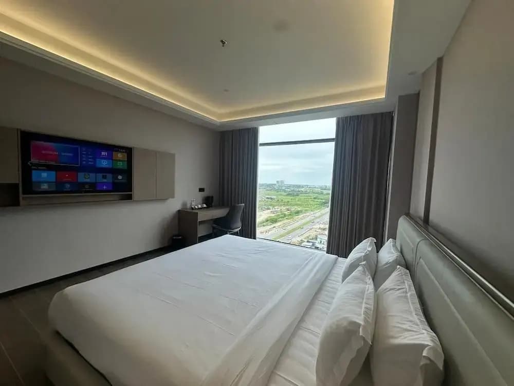 The MAJULAN Hotel - photo 15