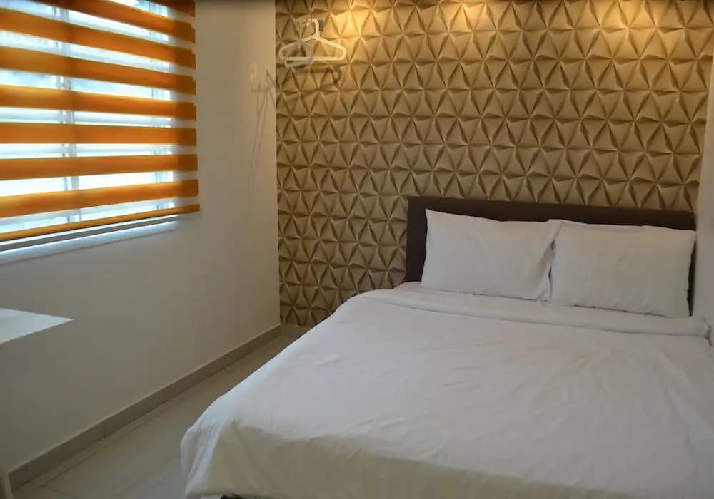 H & H Guesthouse 2 - photo 5
